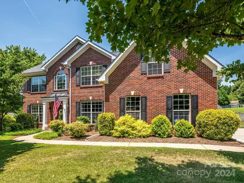 1103 Deep Hollow Ct, Waxhaw, NC 28173