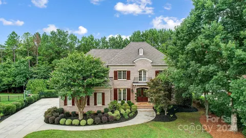 9103 Clerkenwell Dr, Waxhaw, NC 28173