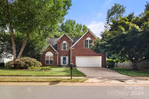 8312 Brentfield Rd, Huntersville, NC 28078