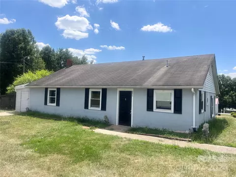 4811 Helton Rd, Granite Falls, NC 28630