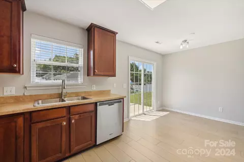 10793 Traders Ct, Davidson, NC 28036 photo 12