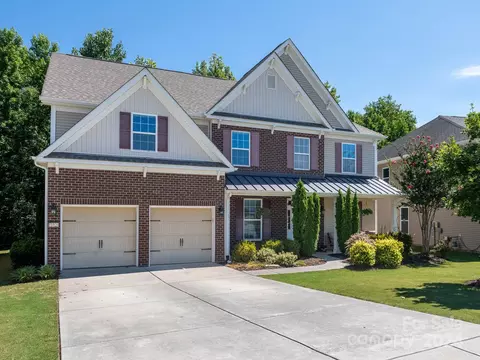 11026 River Oaks Dr, Concord, NC 28027