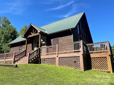 90 Twin Oaks Ests, Sylva, NC 28779