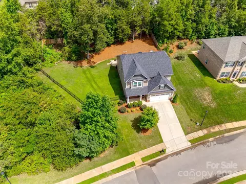 1713 Williamsburg Dr, Rock Hill, SC 29732