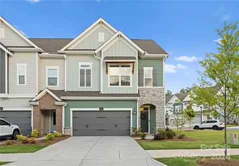 9012 Charles Francis Ln, Cornelius, NC 28031
