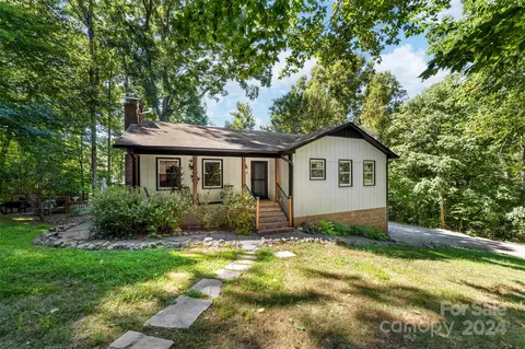 140 Alfara Ln, Troutman, NC 28166
