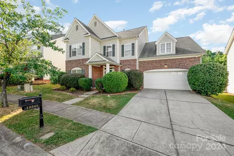 13341 Meadowmere Rd, Huntersville, NC 28078