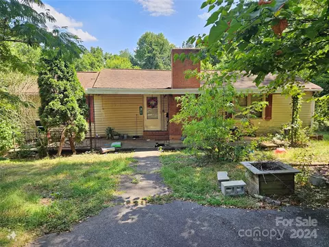 2314 Morehead Rd, Charlotte, NC 28262