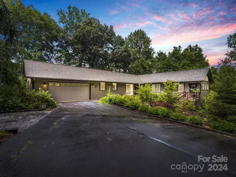 240 Grand Vista Ct, Hendersonville, NC 28739