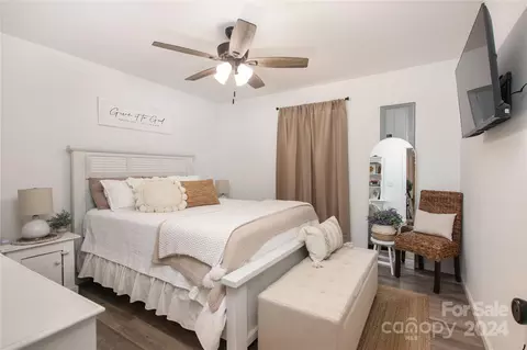 Bedroom - 407 A B Spring St, Denton, NC 27239 photo 1 of 3