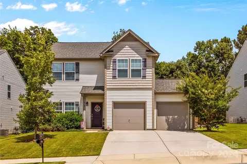 212 Jobe Dr, Statesville, NC 28677
