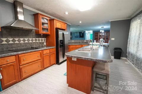 Kitchen - 131 Mayflower Ln, Sylva, NC 28779 photo 2 of 2