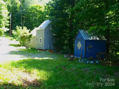 Exterior - 15281 Betsys Gap Rd, Clyde, NC 28721 photo 10 of 18