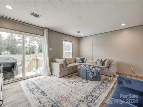 Living - 416 Sumter St, Clover, SC 29710 photo 5 of 7
