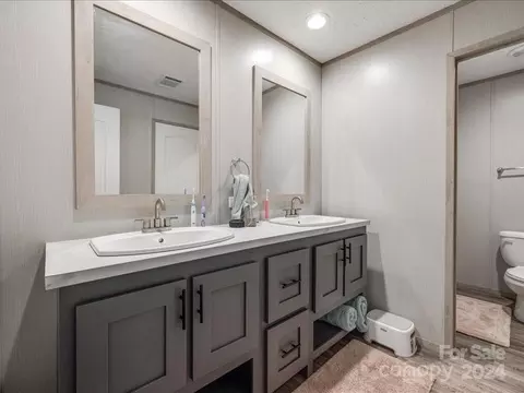 Bath - 416 Sumter St, Clover, SC 29710 photo 1 of 3