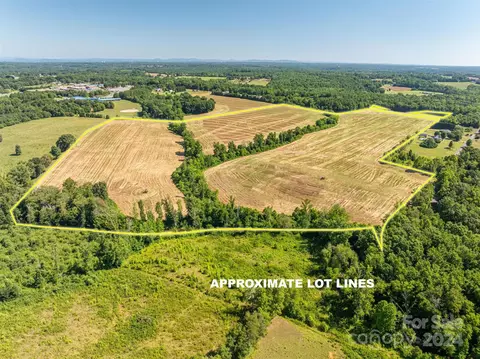 3721 Plateau Rd, Newton, NC 28658
