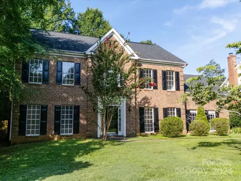 12406 Bentcreek Ln, Matthews, NC 28105