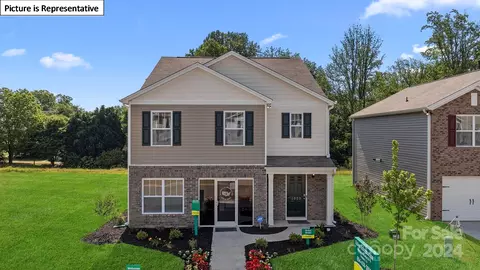 1012 20th Avenue Se Loop SE, Hickory, NC 28602