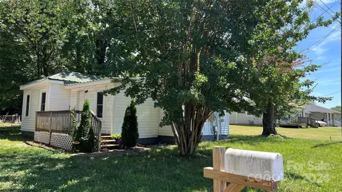 3107 Corliss Ave, Salisbury, NC 28147