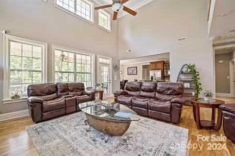 8359 Slate St, Terrell, NC 28682 photo 13
