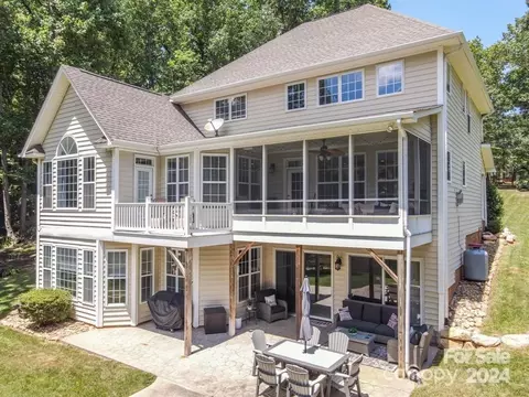 8359 Slate St, Terrell, NC 28682 photo 4