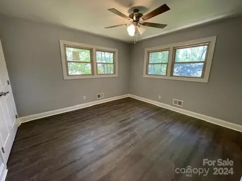 709 7th Sw Ave SW, Conover, NC 28613 photo 18