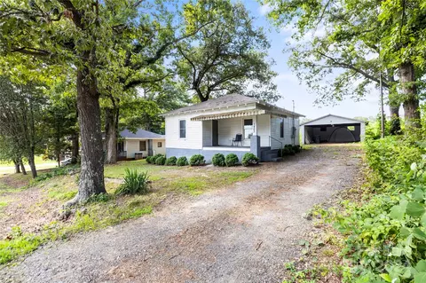1463 Rhodes Rhyne Rd, Lincolnton, NC 28092