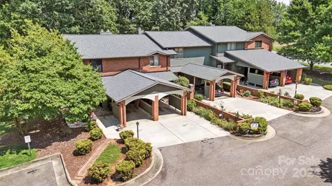 843 Coventry Ln, Statesville, NC 28677