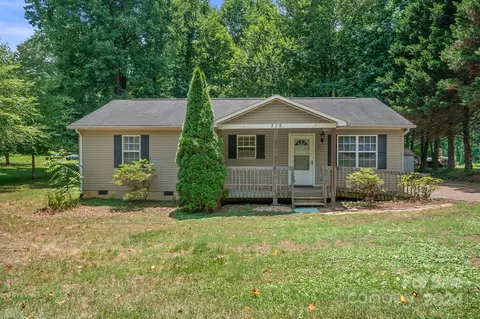 115 Raintree Dr, Morganton, NC 28655