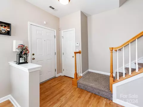 7947 Mariners Pointe Cir, Denver, NC 28037 photo 4
