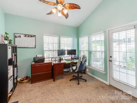 7947 Mariners Pointe Cir, Denver, NC 28037 photo 14