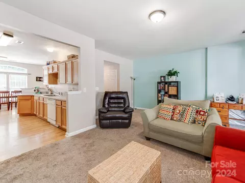 7947 Mariners Pointe Cir, Denver, NC 28037 photo 13