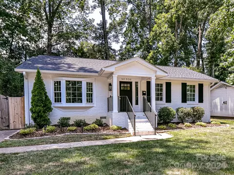536 Kenlough Dr, Charlotte, NC 28209