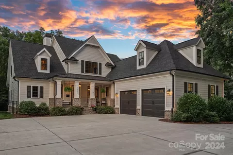 1531 Lynway Dr, Charlotte, NC 28203