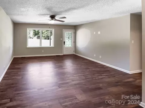 614 Durham Rd, Stanley, NC 28164 photo 3