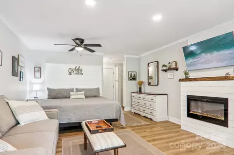 160 Whitney 22 Blvd #22, Lake Lure, NC 28746