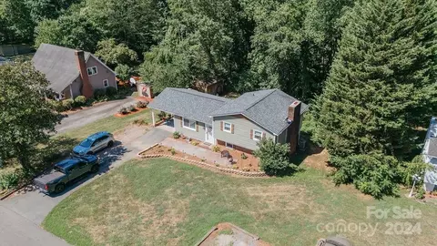 162 Pine Ridge Trl, Pinnacle, NC 27043 photo 3