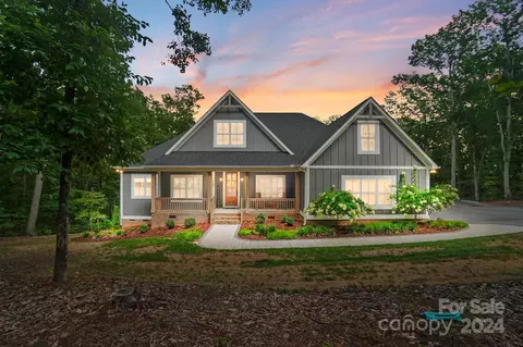 5695 Little Pkwy, Sherrills Ford, NC 28673
