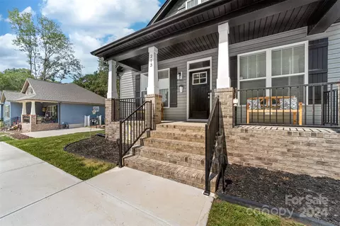 213 Spargo S St S, Dallas, NC 28034