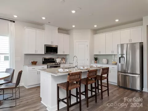 2024 Merida St, Charlotte, NC 28214