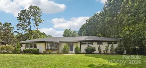 4222 Sharon View Rd, Charlotte, NC 28226