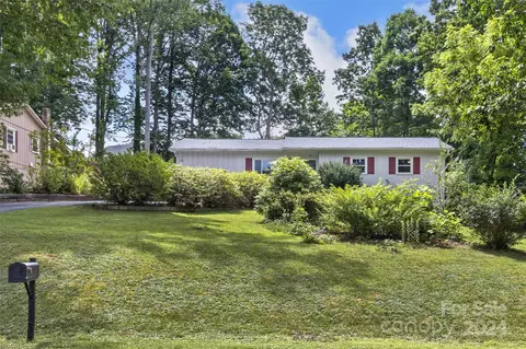 18 Azalea Rd, Arden, NC 28704