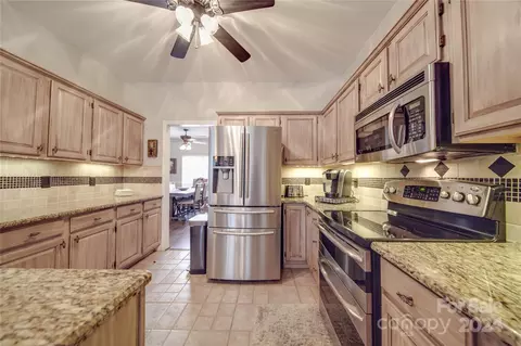 725 Tammy Dr, Monroe, NC 28110 photo 5