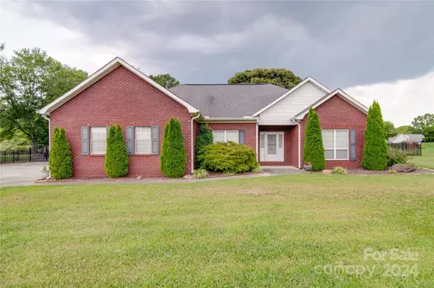 725 Tammy Dr, Monroe, NC 28110