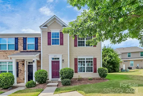 1877 Aston Mill Pl, Charlotte, NC 28273