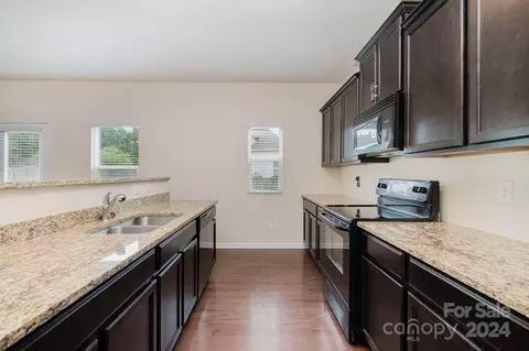 3208 Chippendale Rd, Monroe, NC 28110 photo 8