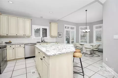 Kitchen - 17719 Mesa Range Dr, Cornelius, NC 28031 photo 2 of 5
