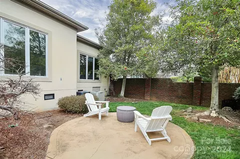 Exterior - 17719 Mesa Range Dr, Cornelius, NC 28031 photo 5 of 8
