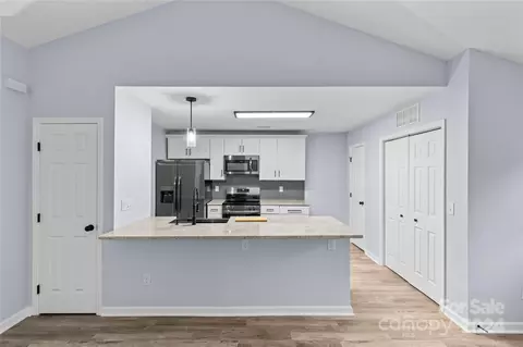 1220 White Ln, Gastonia, NC 28052 photo 5