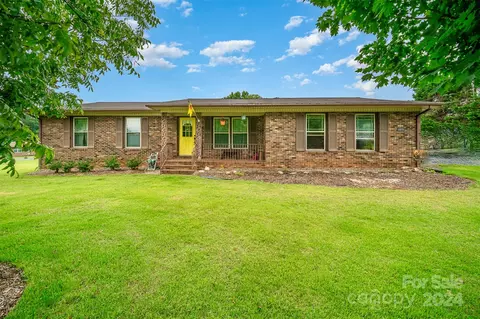 13373 Northwood Dr, Norwood, NC 28128